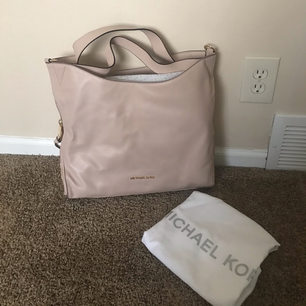 Michael Kors bag